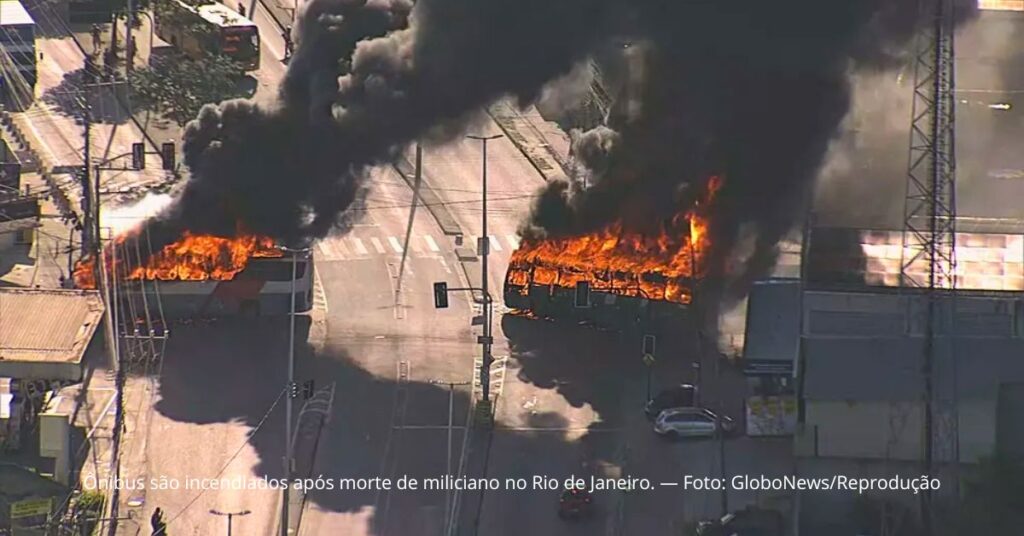 Ônibus são incendiados após morte de miliciano no Rio de Janeiro